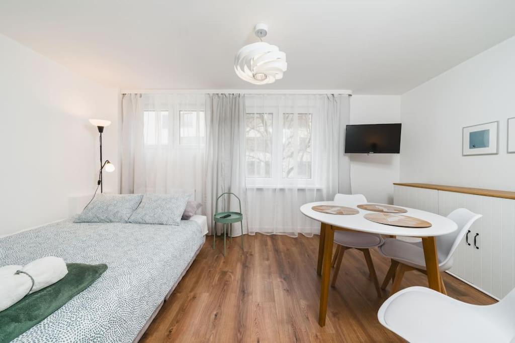 Close To Everywhere, Cosy Place Krasków Εξωτερικό φωτογραφία